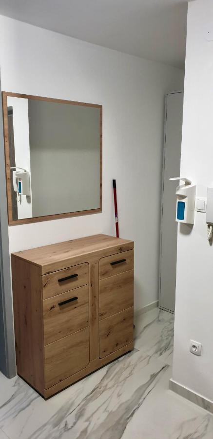 בוהין Apartma Sivi Zako מראה חיצוני תמונה