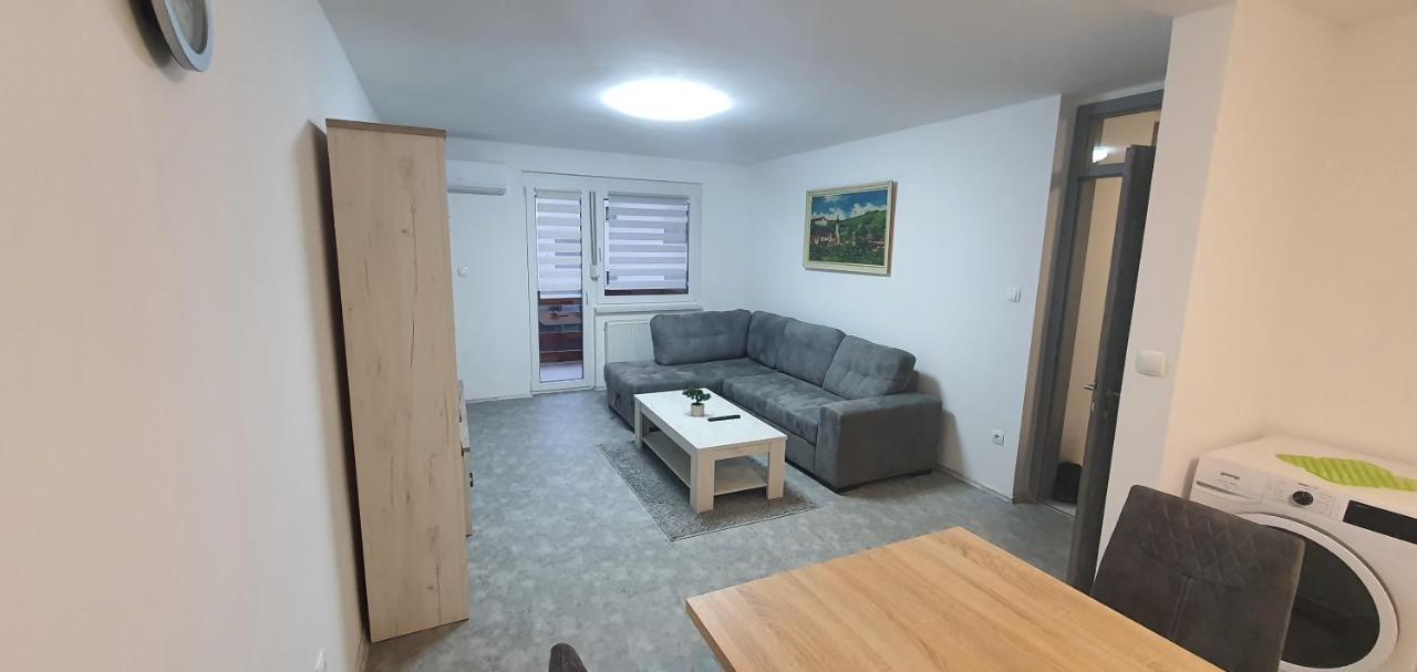 בוהין Apartma Sivi Zako מראה חיצוני תמונה
