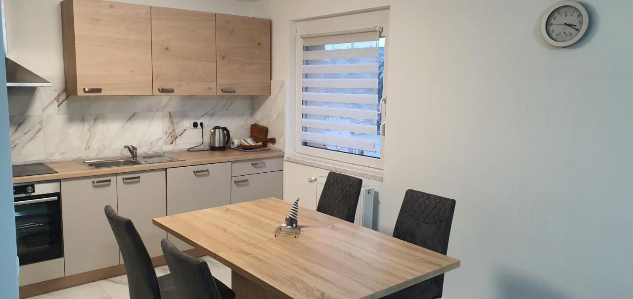 בוהין Apartma Sivi Zako מראה חיצוני תמונה